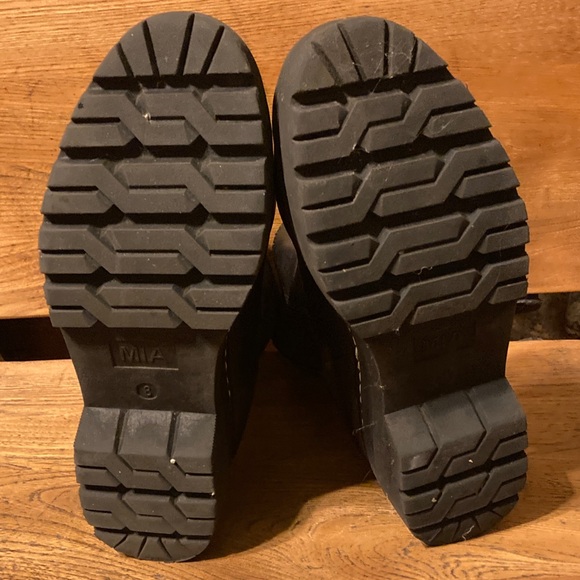 Black Leather Chelsea Platform Boots, size 8 - Picture 5 of 5